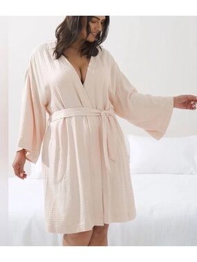 SOMA restore RR waffle robe- S/M